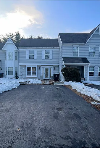 9 Lawry Ct Photo 1