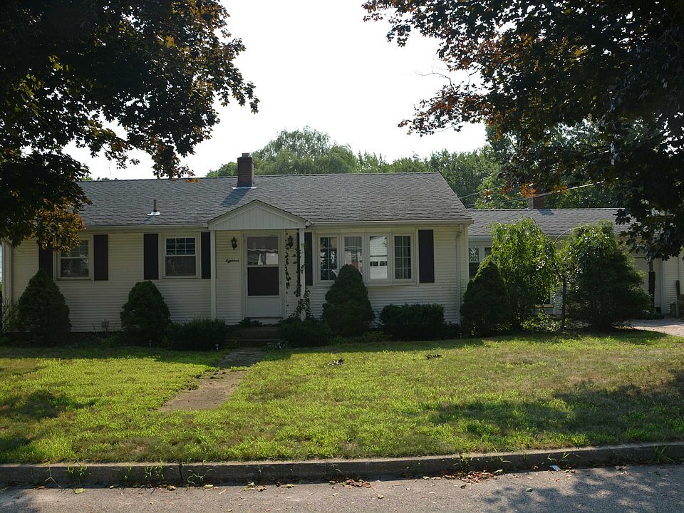 1st image of 18 Brookdale Dr