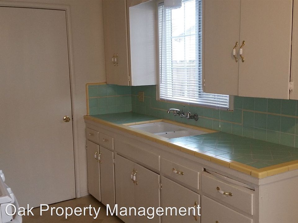 1st image of 507 W Orangeburg Ave