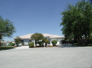 15551 SW 157th St, Miami, FL 33187