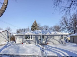 317 24th Ave N, Fargo, ND 58102