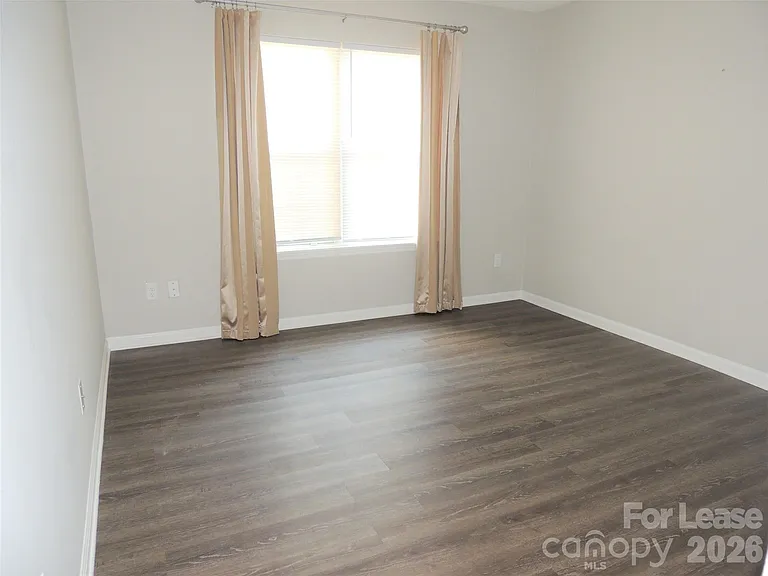 9252 Kings Canyon Dr — Photo 15