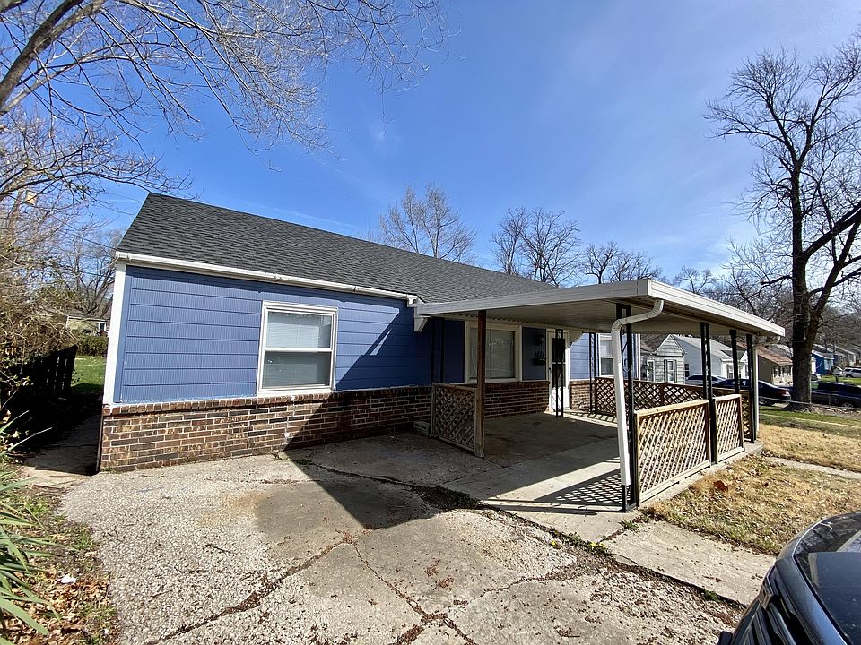 1st image of 4834 Woodend Ave