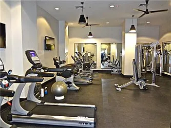 Rented by R New York