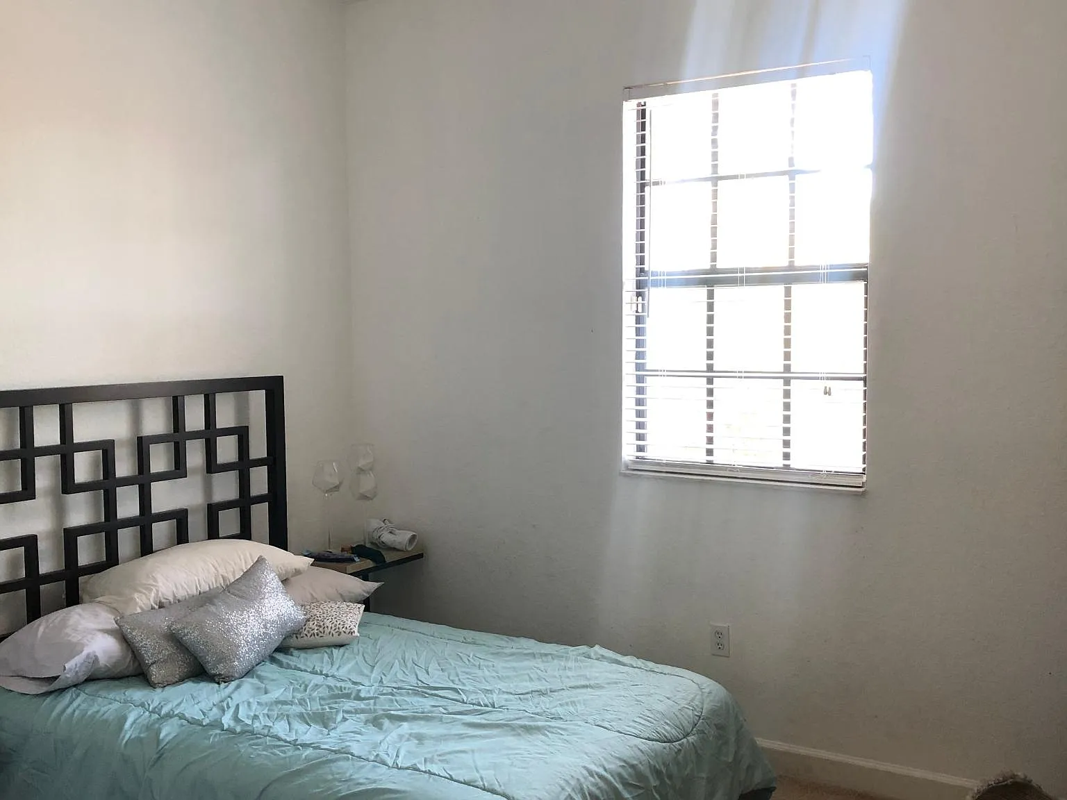 3 bed, 2.5 bath, 1600 sqft, $2,500 — Photo 4