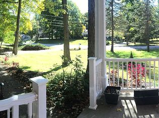 3 Cora Ln, Poughkeepsie, NY 12603