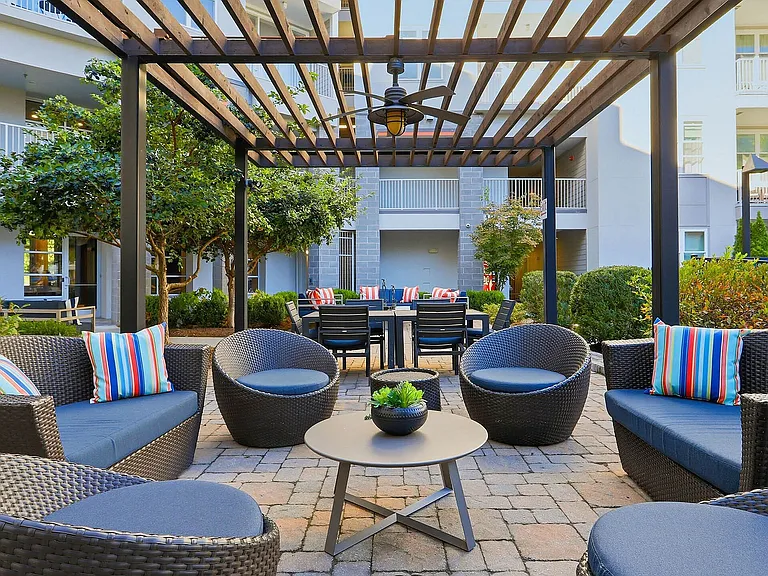 AMLI Buckhead — Photo 10