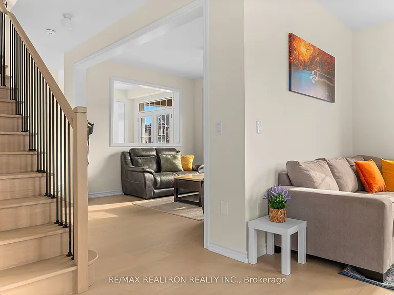 2 Heather Fullerton Ave — Photo 19