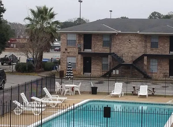 Rondo Apartments — Photo 6