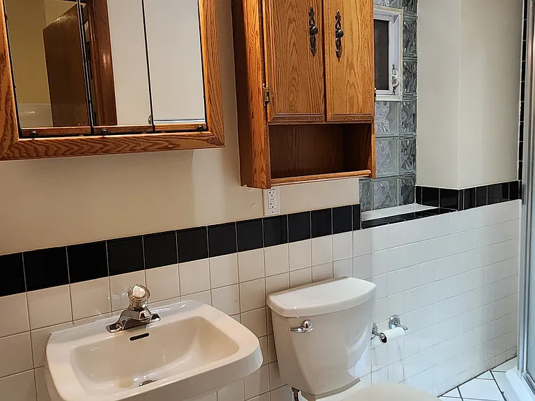 1436 N Paulina St #1F — Photo 7