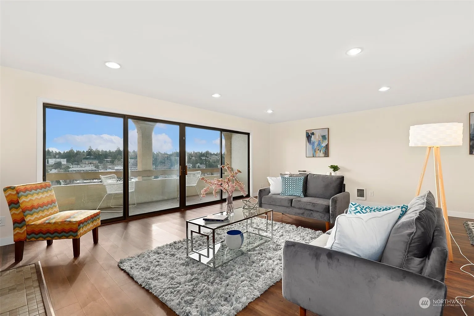 2929 76th Avenue SE #502 photo 1