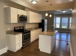 528 E King St APT 2, Lancaster, PA 17602
