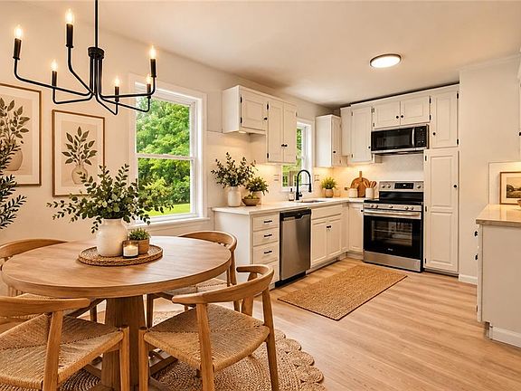 3rd image of 17249 S Prospect Ave