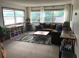 5215 Main St E APT 3, Maple Plain, MN 55359