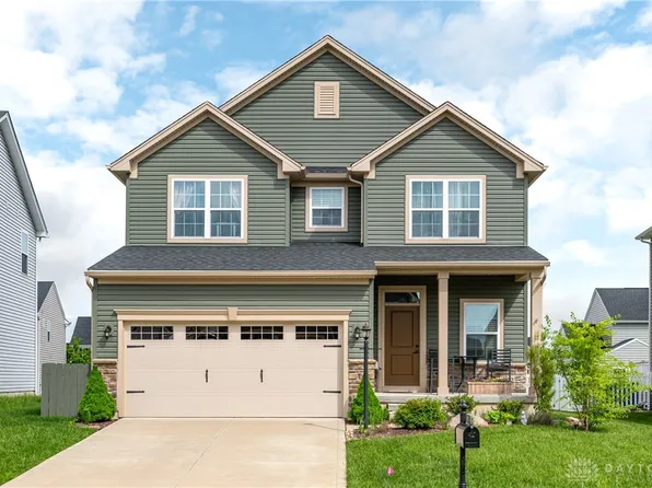 5121 Red Buckeye Dr, Tipp City, OH 45371