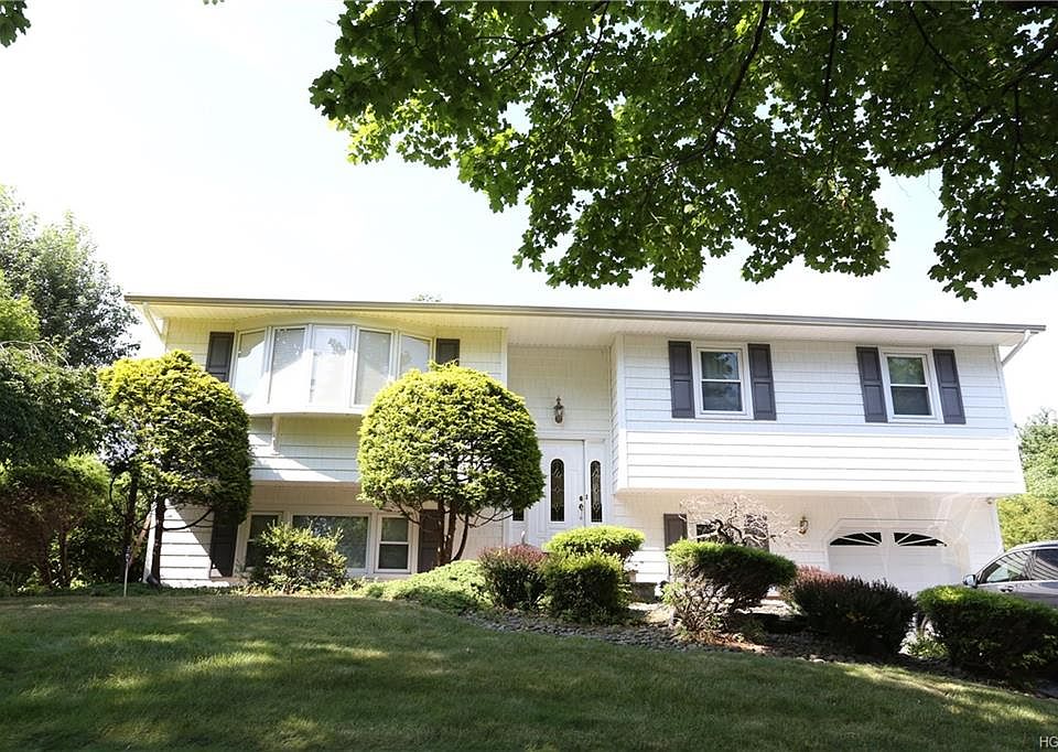 1st image of 22 Southpark Dr