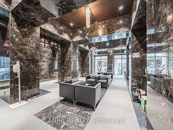3rd image of 70 Temperance St #1511