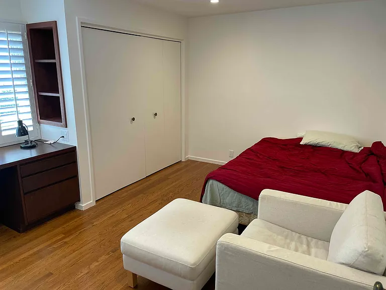 5 W Parnassus Ct #B — Photo 5