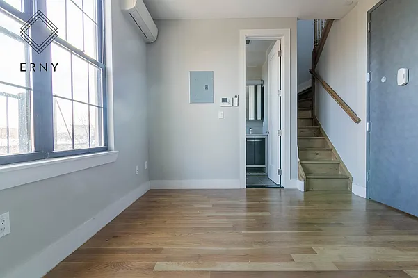 Rented by ERNY LLC | media 9