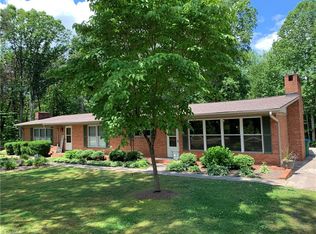 1088 N Main St, Denton, NC 27239