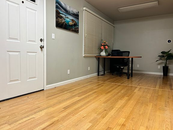 5th image of 12465 SW 72nd Ave