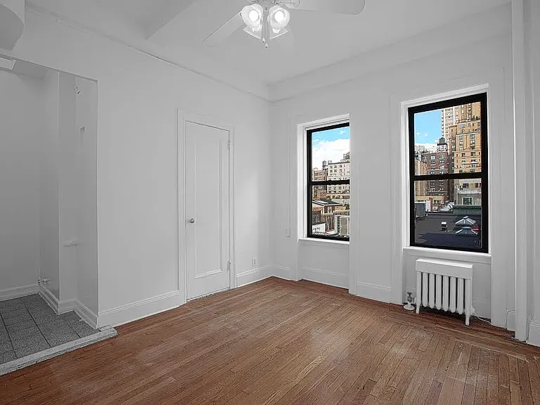 19 W 69th St #705 — Photo 4
