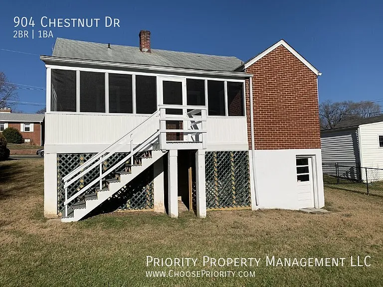 904 Chestnut Dr — Photo 14