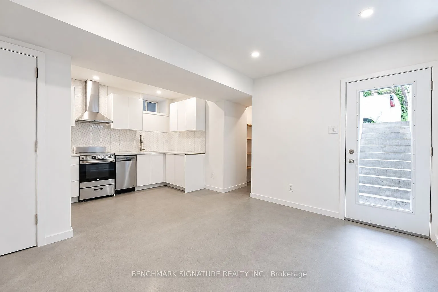 1 bed, $2,300 — Photo 3