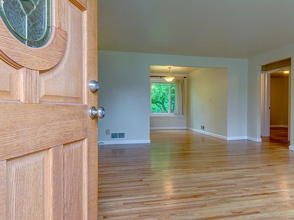 4th image of 6430 Rankin Dr