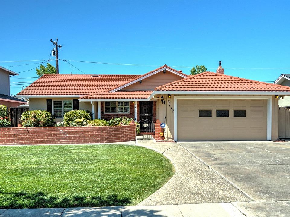 1st image of 3117 Hilary Dr