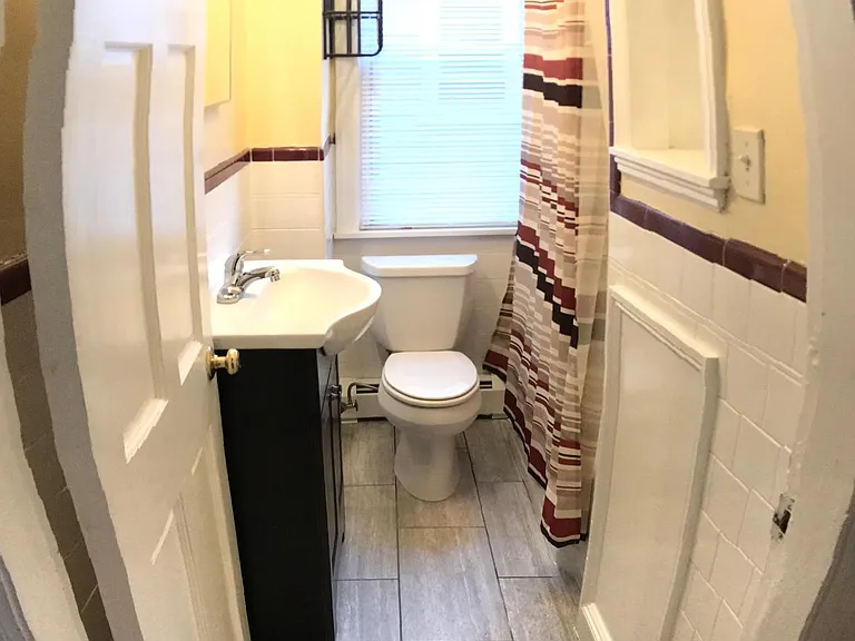 83 America St #6J — Photo 4