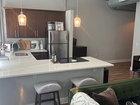 2nd image of 1535 Walnut St APT 506