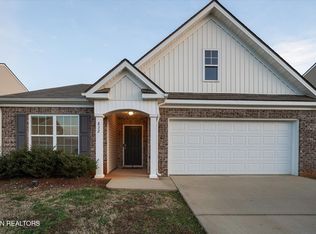 832 Old Towne Loop Dr, Seymour, TN 37865