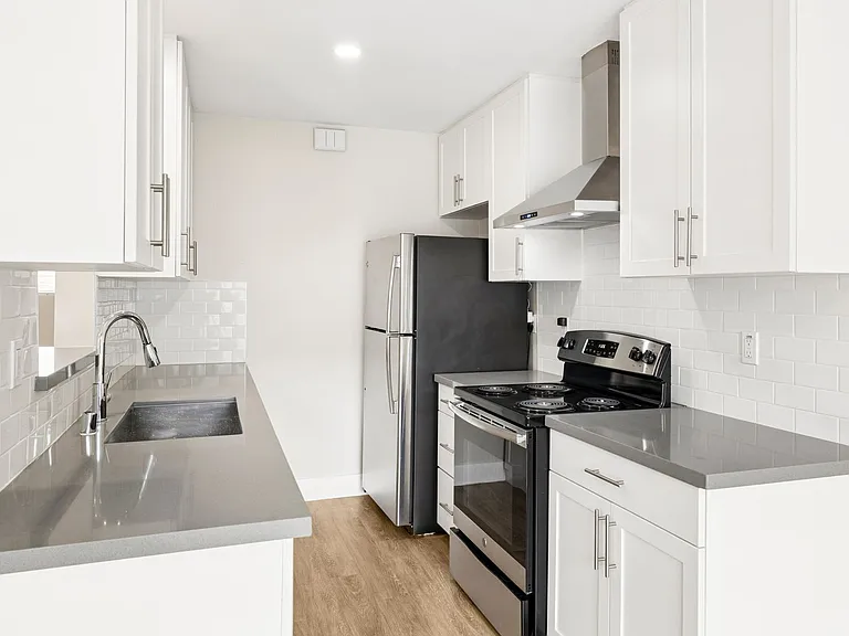 Park Apartments 1741 Park Avenue, Long Beach, CA 90815 — Photo 12