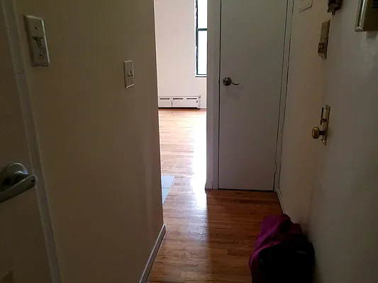 Rented by Chartwell Manhattan Realty | media 18