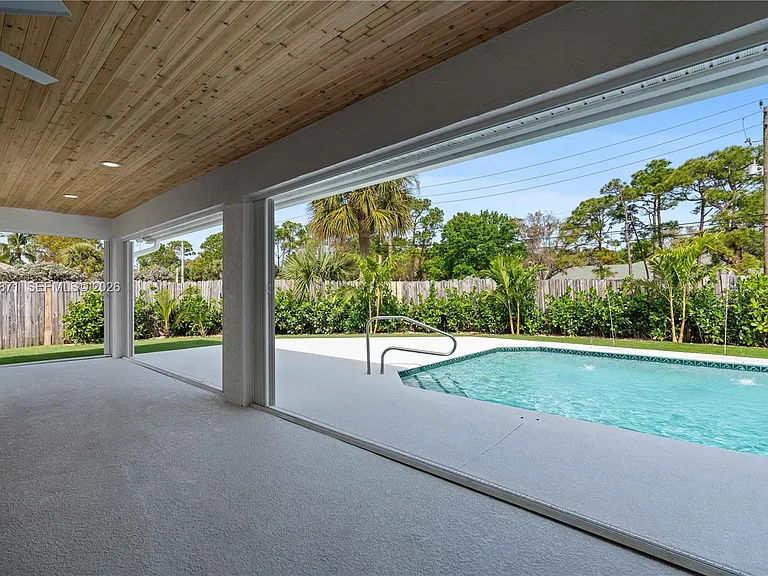 5923 Loxahatchee Pines Dr — Photo 56