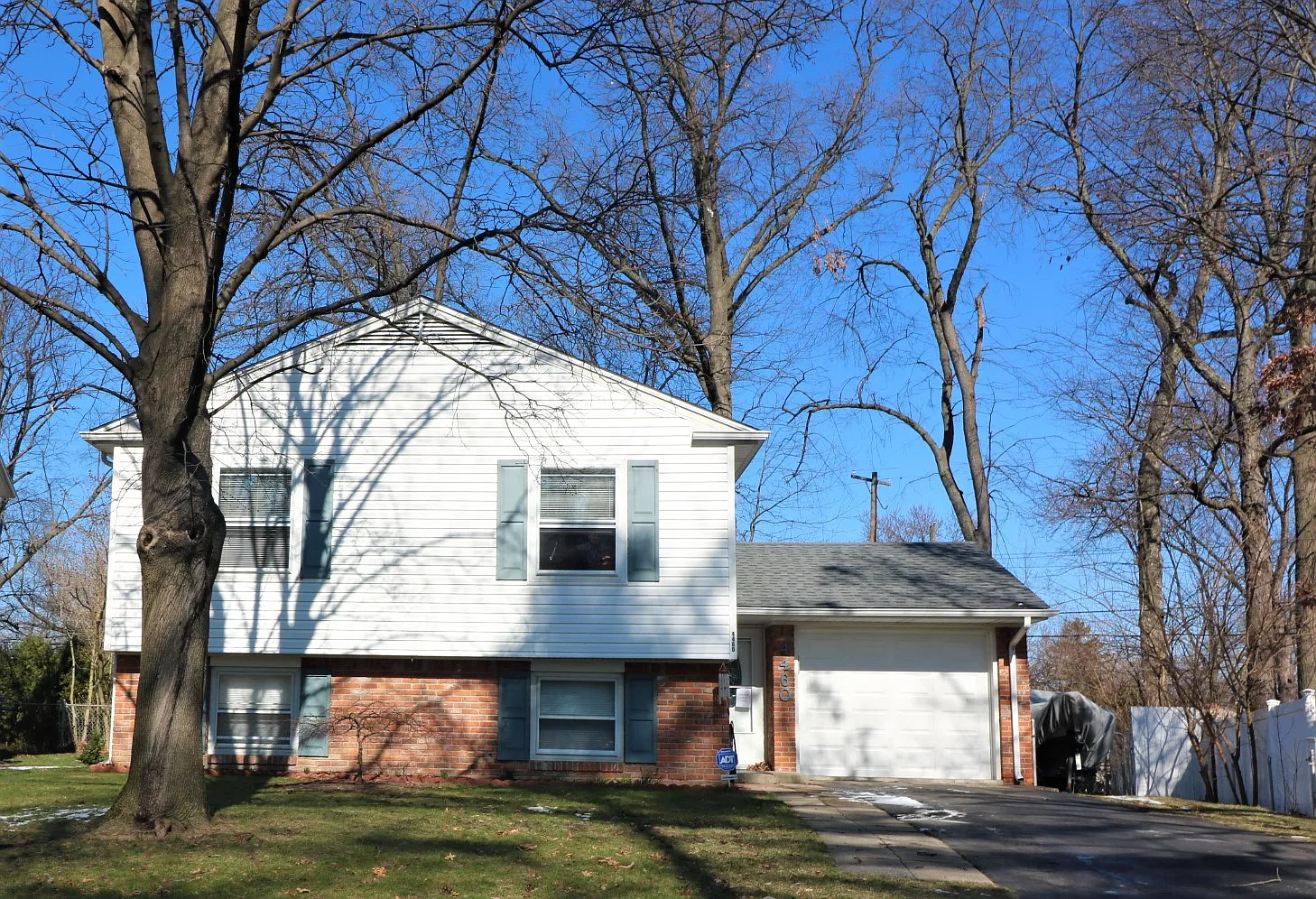 4460 Rohr Dr photo 1