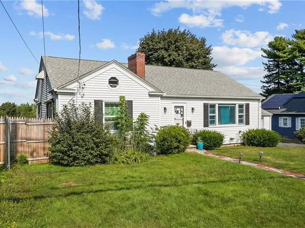 77 Sunset Ave, Providence, RI 02909