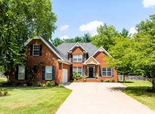 219 Oscar Ct, Murfreesboro, TN 37128