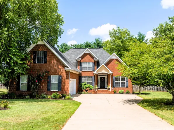 219 Oscar Ct, Murfreesboro, TN 37128