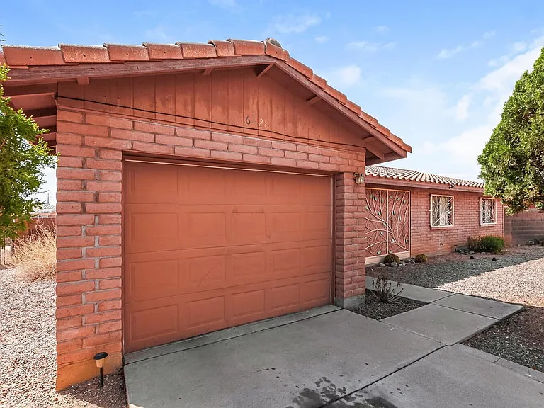 6428 S Buckaroo Loop — Photo 3