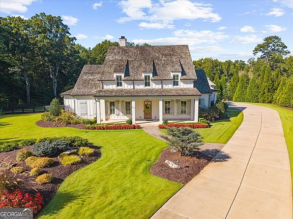 2nd image of 1023 Madison Hall Ln