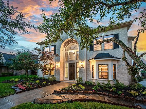 3rd image of 21306 Penshore Place Ln