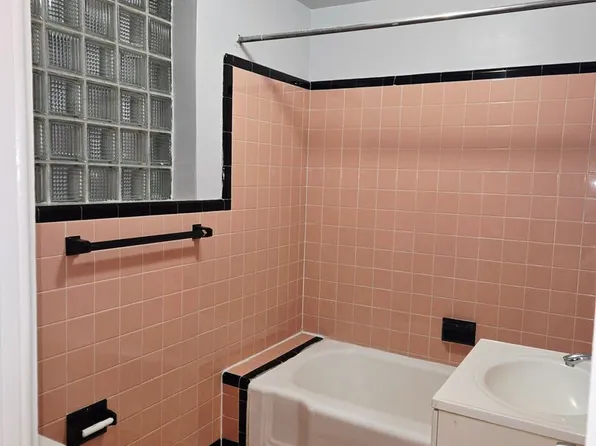 AMH - Hamilton West I, 1612 W Hamilton St #1E, Allentown, PA 18102