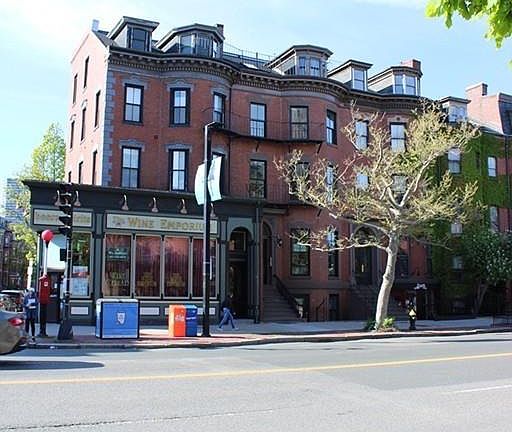 3rd image of 605 Tremont St #4