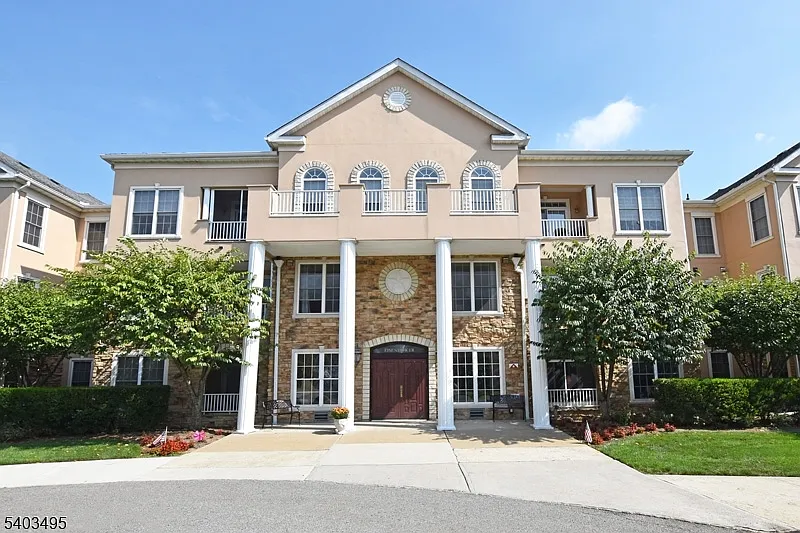 3209 Cleveland Lane #3209 photo 1