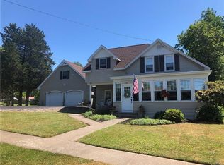 35 Pulaski St, Mexico, NY 13114