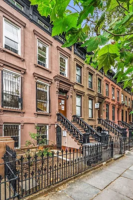 Rented by RES New York | media 17