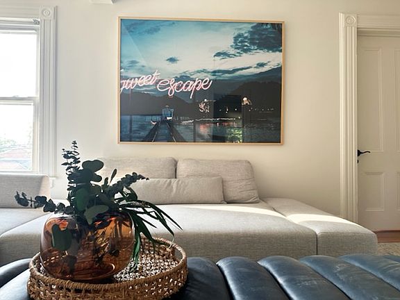 Spacious living room