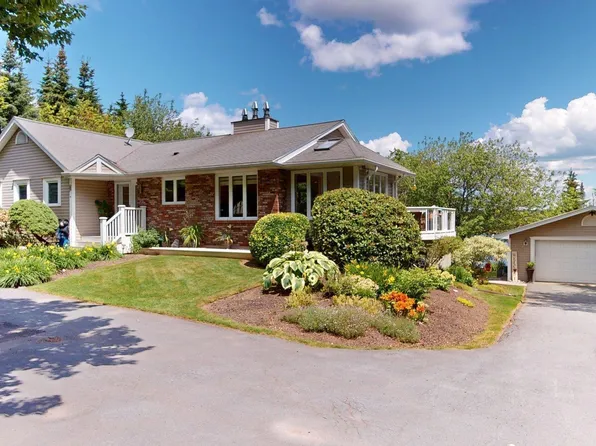 152 Capri Dr, West Porters Lake, NS B3E 1L6